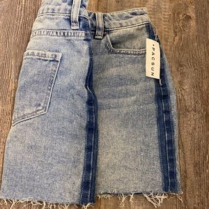 PacSun skirt never worn with tags